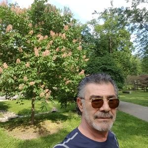 Meet your Posher, Hazem